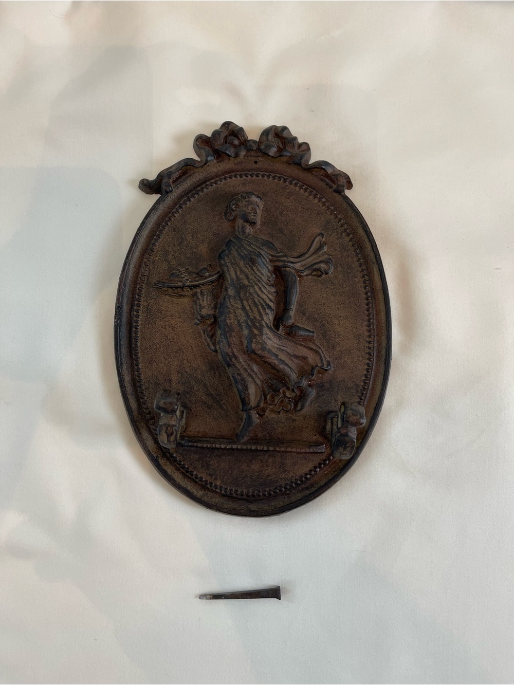 Vintage Oval Wall Hook Plaque Cast Iron in Dark Bronze Tone Greco-Roman Style